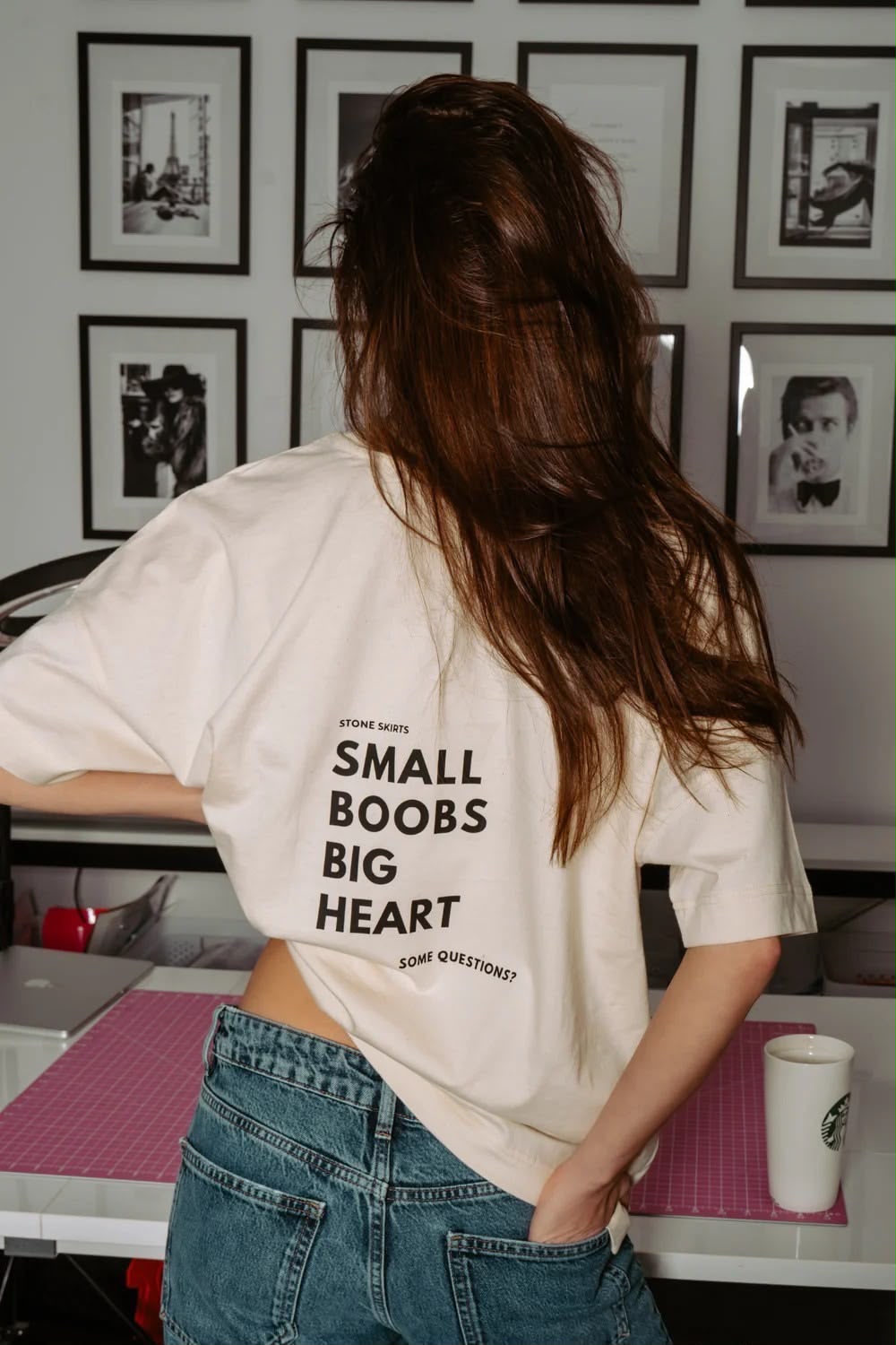 Frya Oversized Graphic T-Shirt – White